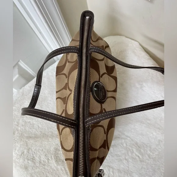 Coach tote bag GUC - Picture 11 of 11